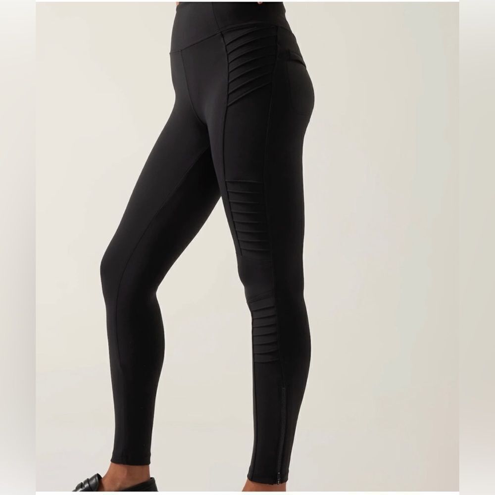 Athleta Delancey Moto Tight NWT size XS.